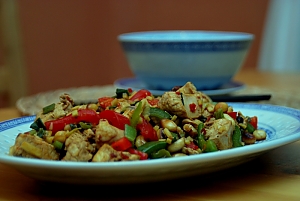 Scharf gebratene H&auml;hnchenw&uuml;rfel