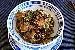 Gebr&uuml;htes  Rindfleisch