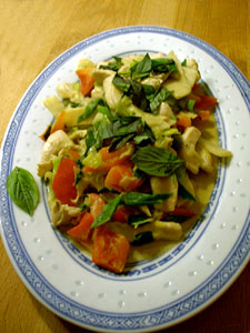 H&auml;hnchencurry mit Bambus