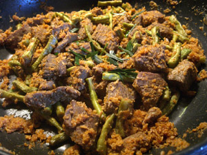 Rindfleisch mit gr&uuml;nen Bohnen