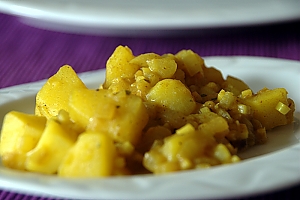 Kartoffel-Zwiebel-Curry