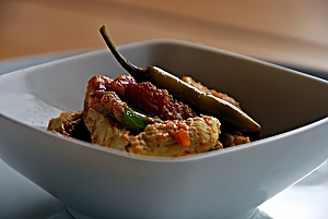 Scharfes H&uuml;hnerfleisch mit Paprika